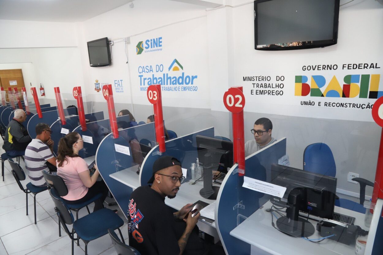 Prefeitura de Mauá promove mutirão do currículo nesta sexta