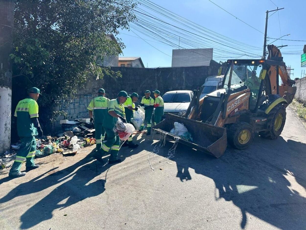 Cidade da Hora em ação: 200 toneladas de lixo recolhidas das ruas neste sábado em Diadema