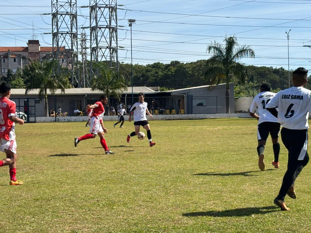 Campeonato Amador de Futebol de São Caetano tem média de três gols por partida na primeira rodada