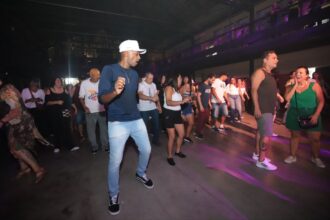Cine Theatro Carlos Gomes recebe “A Cultura do Vinil, o Puro Flash Back” neste sábado