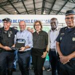 Tite entrega armas e câmeras corporais à GCM e anuncia entrega Smart Sanca em 10 dias