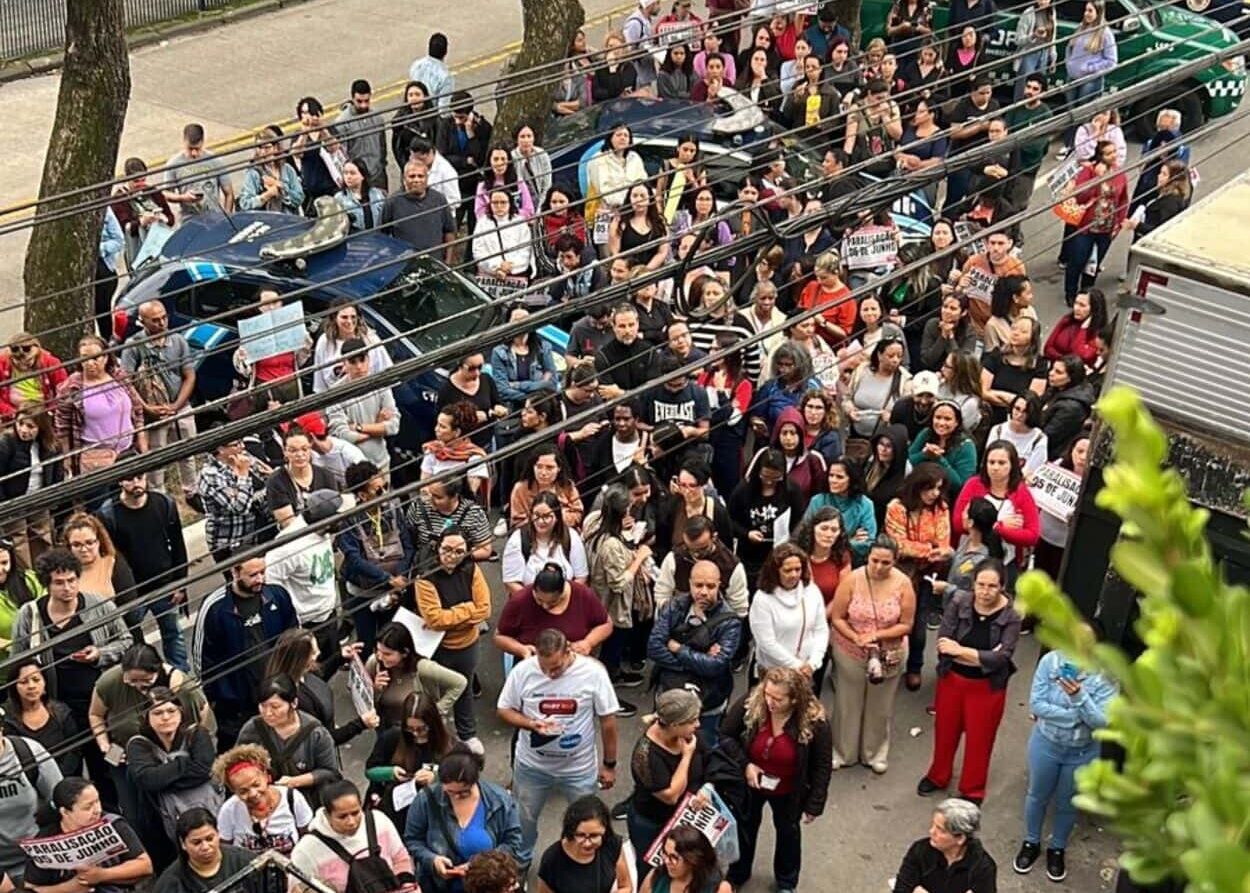manifestação de servidores de Diadema