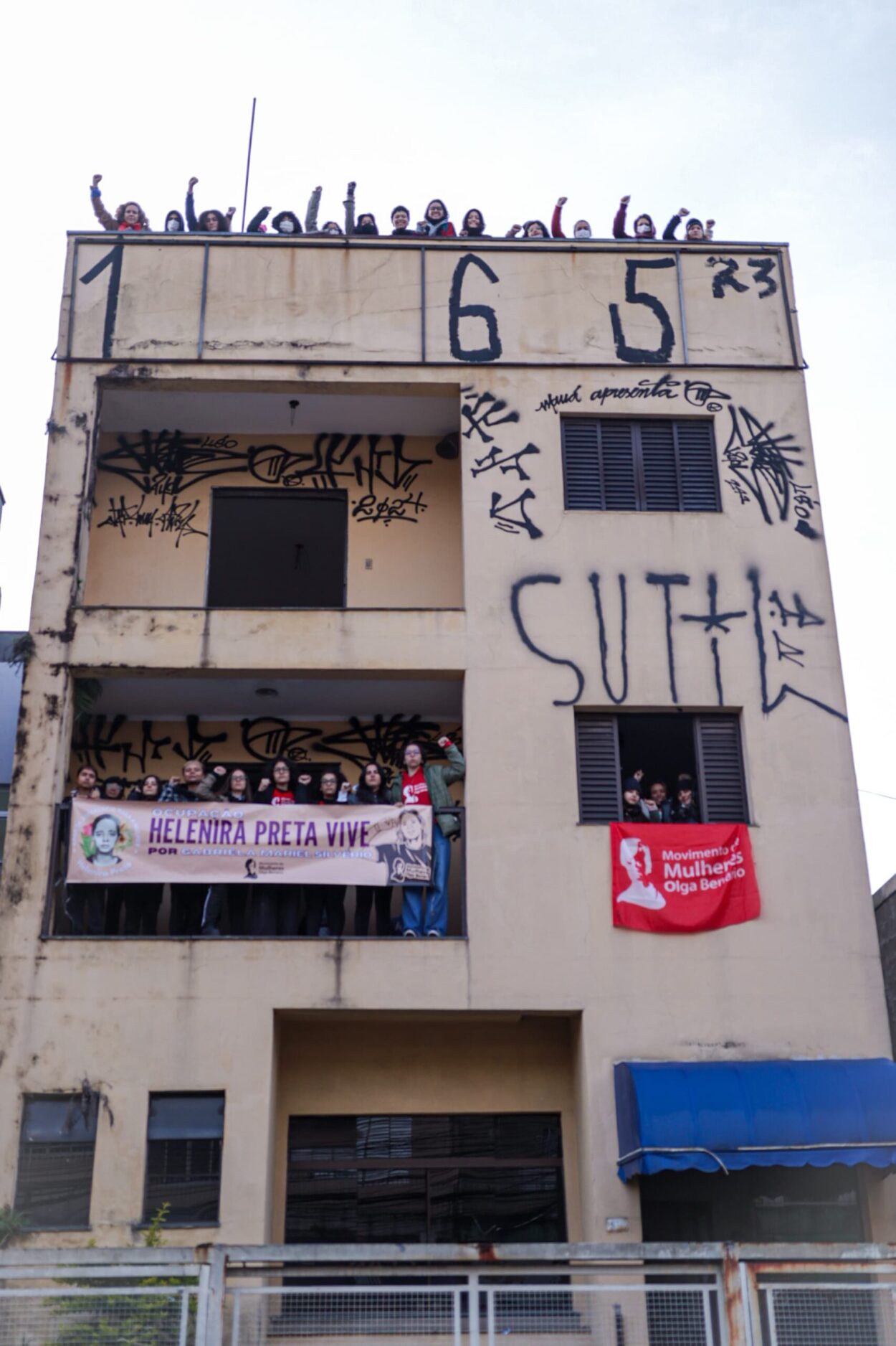 movimento destaca a vulnerabilidade de mulheres como Gabriela, que, segundo o IBGE, representam a maioria das famílias monoparentais morando de aluguel no Brasil (35,8%)