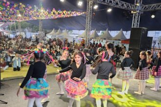Gastronomia, música e muito forró aquecem 47ª Festa de Santo Antônio em Ribeirão Pires