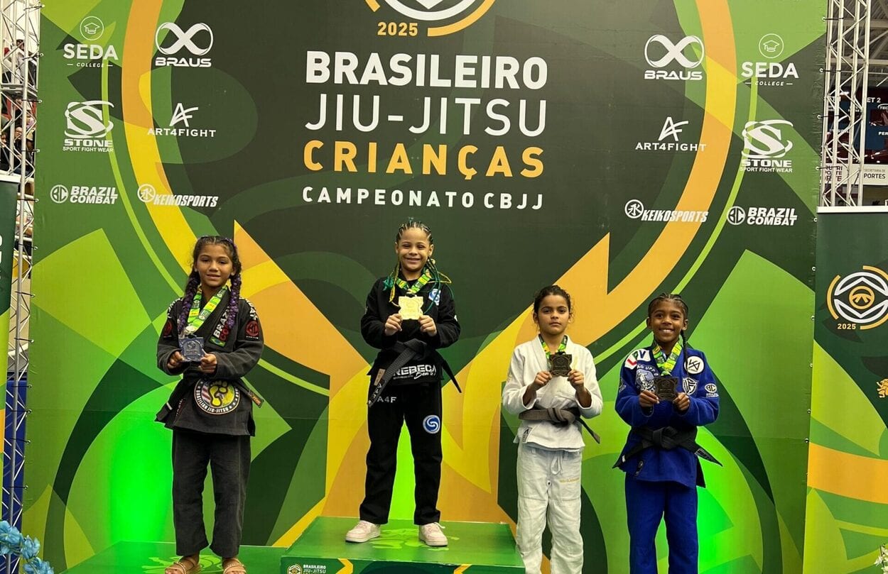 Atleta de São Bernardo, Rebeca Bem-Te-Vi conquista campeonato brasileiro de jiu-jitsu