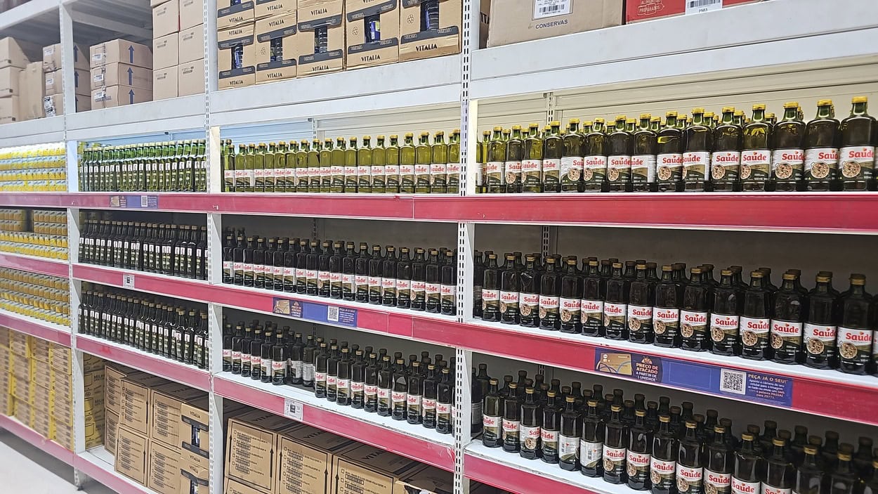 Em Santo André, Assaí Atacadista da Vila Luiza enfrentou nesta semana falta de produtos básicos, como o óleo