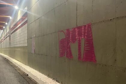 Pichadores são detidos e multados em R$ 9 mil após vandaliza muro revitalizado em São Bernardo