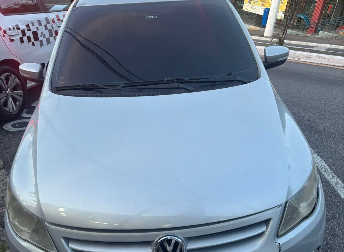 Criminoso já praticou diversos delitos, incluindo porte ilegal, adulteração de sinal identificador de veículo automotor e desobediência