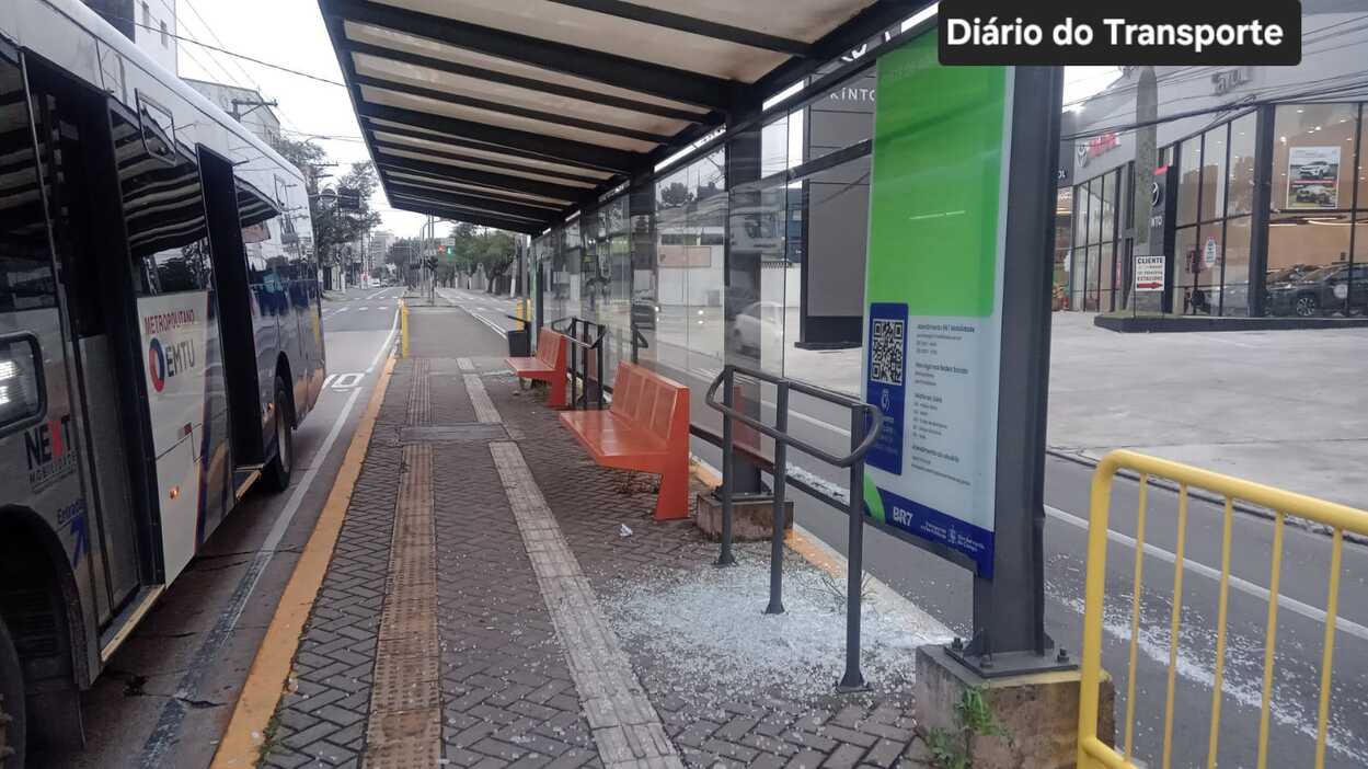 Homem é preso por vandalizar coletivo e depredar pontos de ônibus em São Bernardo