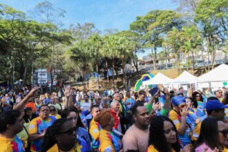 Diadema realiza caminhada pelo orgulho autista com mais de mil pessoas