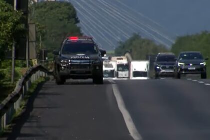 Trio morre após entrar em confronto com policiais na Rodovia dos Imigrantes