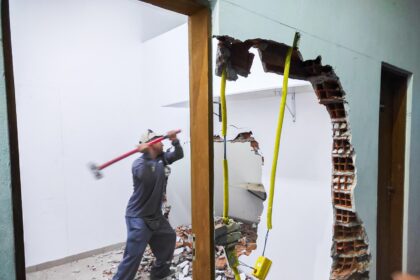 Secretaria de Serviços Urbanos revitaliza próprios públicos dando continuidade a Programa São Caetano Cidade Linda