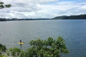 Homem morre afogado na Represa Billings após cair de pedra escorregadia