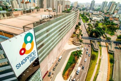 Drama no Shopping ABC: Pai e filha sequestrados e R$ 82 mil roubados em transferências bancárias