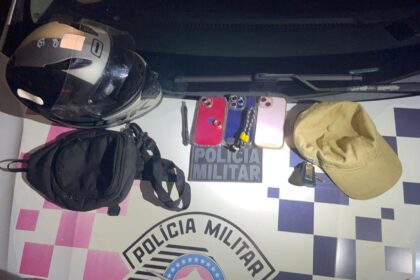 Ladrão, com celulares furtados e ferramenta para quebrar vidros, é detido após cerco; ele havia furtado um iPhone momentos antes em Santo André.