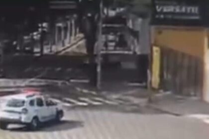 Perseguição policial termina com prisão de homem e recuperação de carro em Santo André