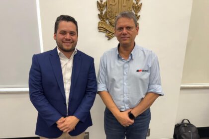 Gilvan trata de segurança, saúde e prevenção a enchentes com o governador Tarcísio de Freitas