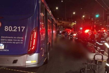 Em Santo André, motociclista morre em acidente com ônibus na Praça IV Centenário