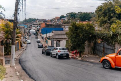Minha Rua Nova leva recapeamento asfáltico a mais 21 vias do Riacho Grande, em SBC