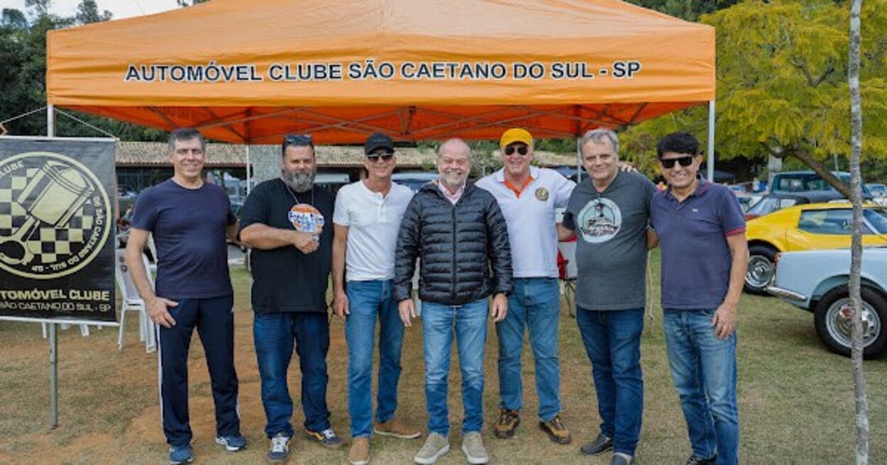 Com número recorde de veículos no parque Chico Mendes, Exposição de Carros Antigos de São Caetano é sucesso de público