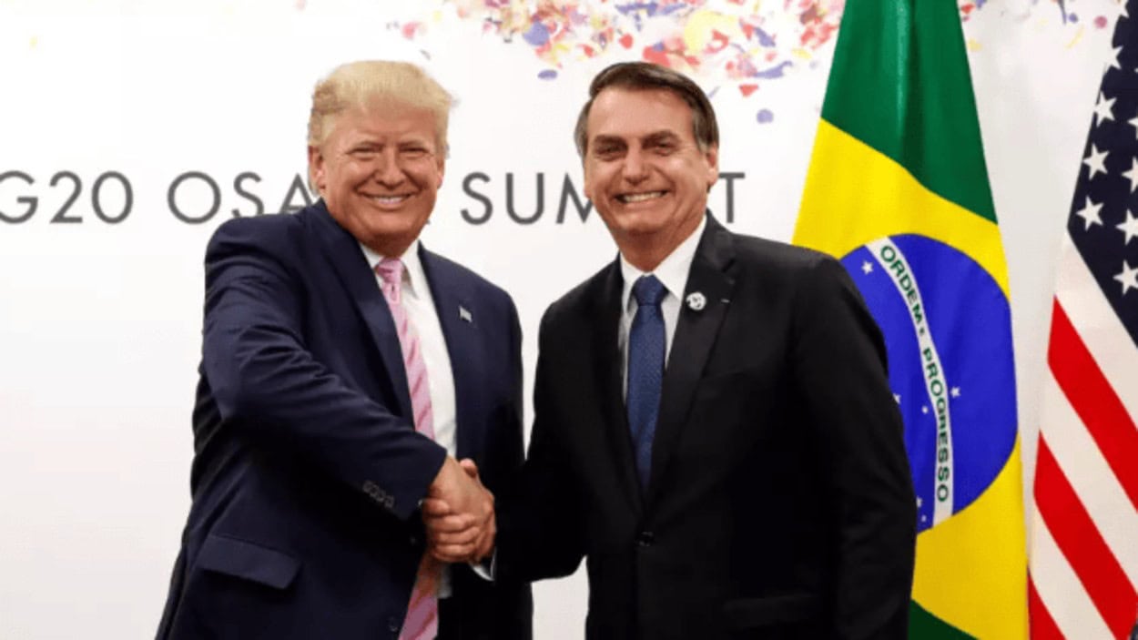 Moraes impõe tornozeleira eletrônica a Bolsonaro um dia após carta de Trump ao ex-presidente