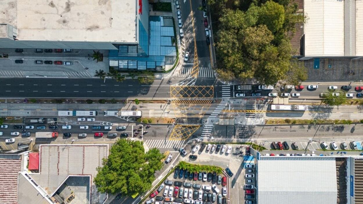 Homem de 72 anos morre após mal súbito ao volante em São Bernardo