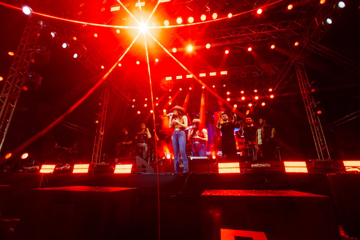 Ana Castela atrai 50 mil pessoas em noite de celebração aos 472 anos de São Bernardo