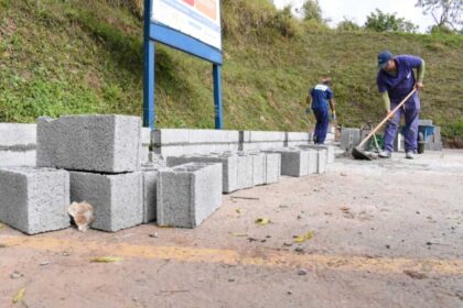 Semasa inicia reforma da Estação de Coleta Cata Preta