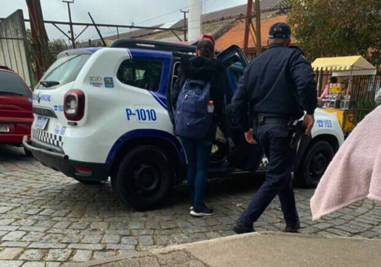 Após discussão, taxista de Ribeirão Pires dá golpe de faca em homem