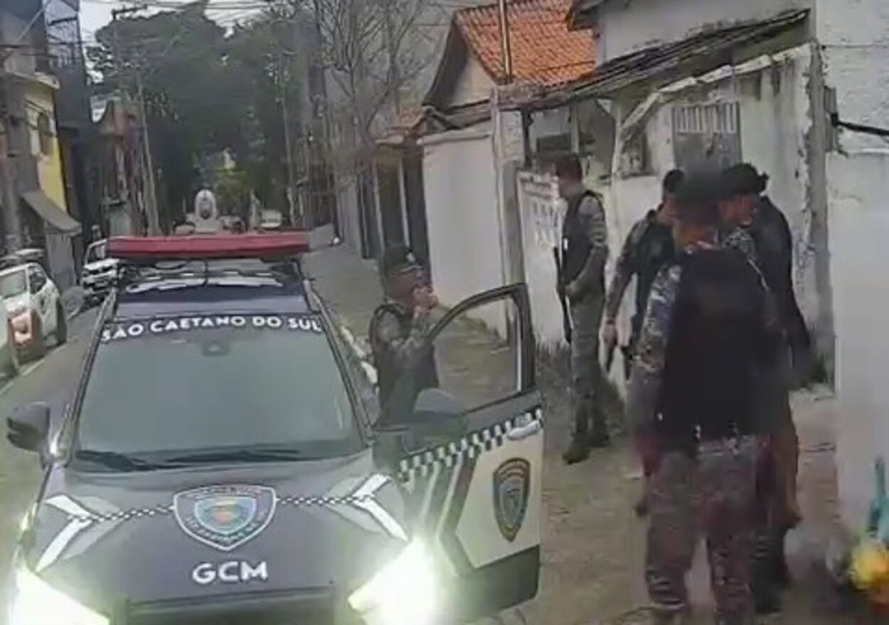 GCM de São Caetano prende homem por invasão à residência de ex-esposa 