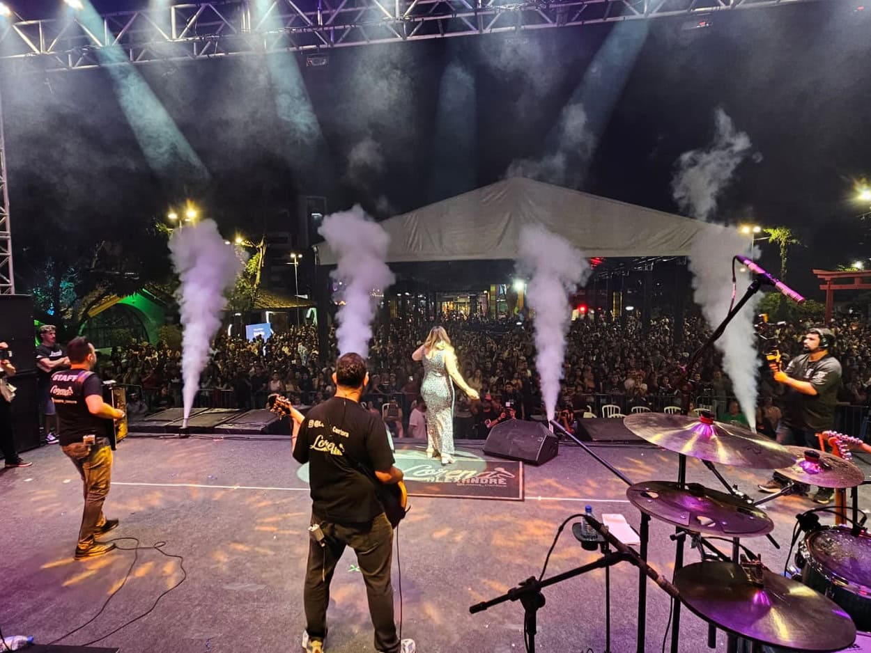 Festival do Chocolate de Ribeirão Pires tributos a Cássia Eller, Tim Maia e Marília Mendonça