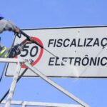 Santo André intensifica manutenção e limpeza de placas de sinalização e logradouros