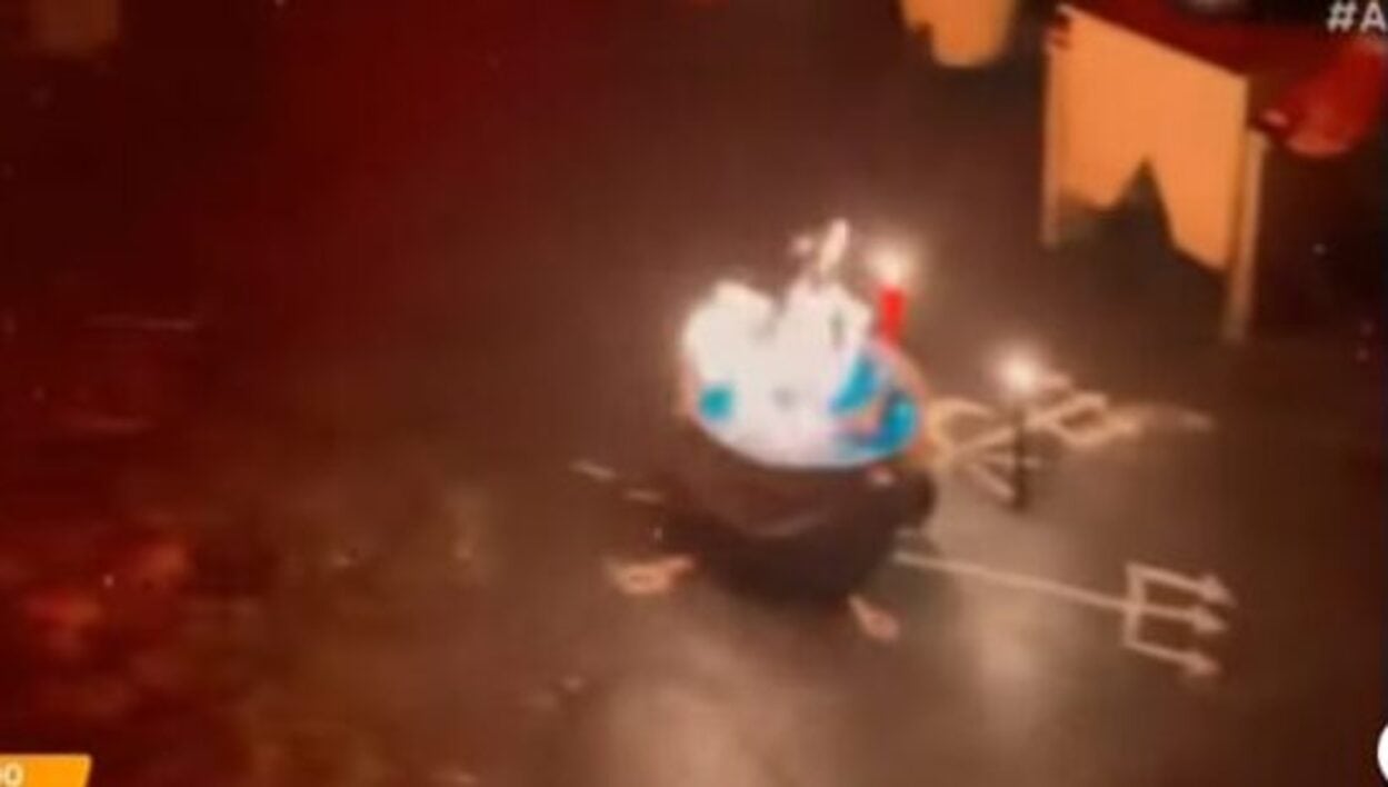 Segundo a Polícia, o incêndio foi provocado pelo uso de etanol em um caldeirão com fogo em um ambiente fechado