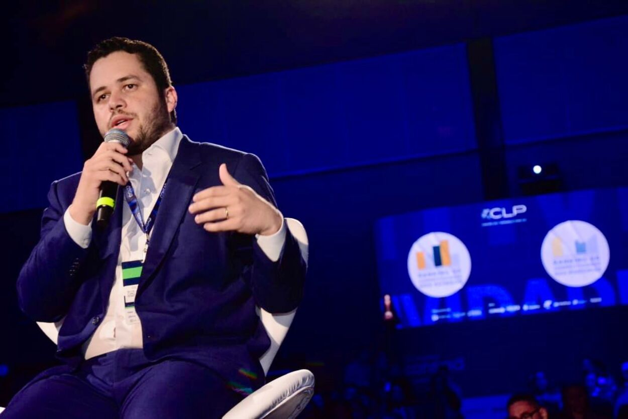 Gilvan celebra ranking: Santo André lidera abastecimento de água e coleta de esgoto no país