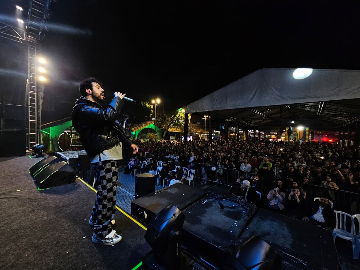 Raffa Torres encerrou a programação do Festival do Chocolate de Ribeirão Pires - 20 anos no Choco Paço Foto: Divulgação (PMETRP)