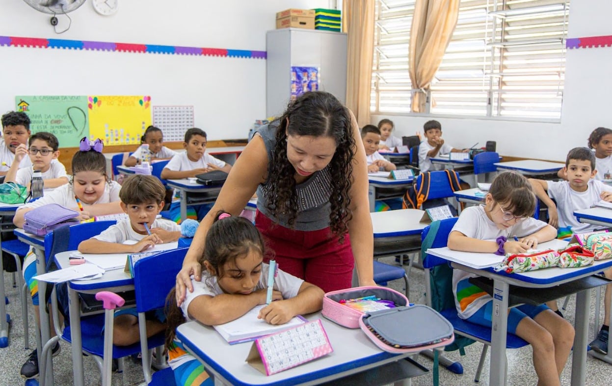 Projeto na Educação de São Bernardo assegura gratificação baseada em metas de aprendizagem