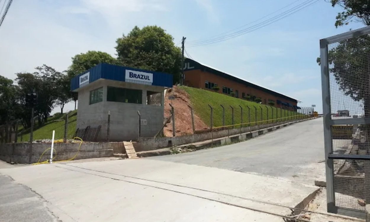 Em S.Bernardo, mecânico morre ao ser atropelado por carreta no estacionamento da Brazul