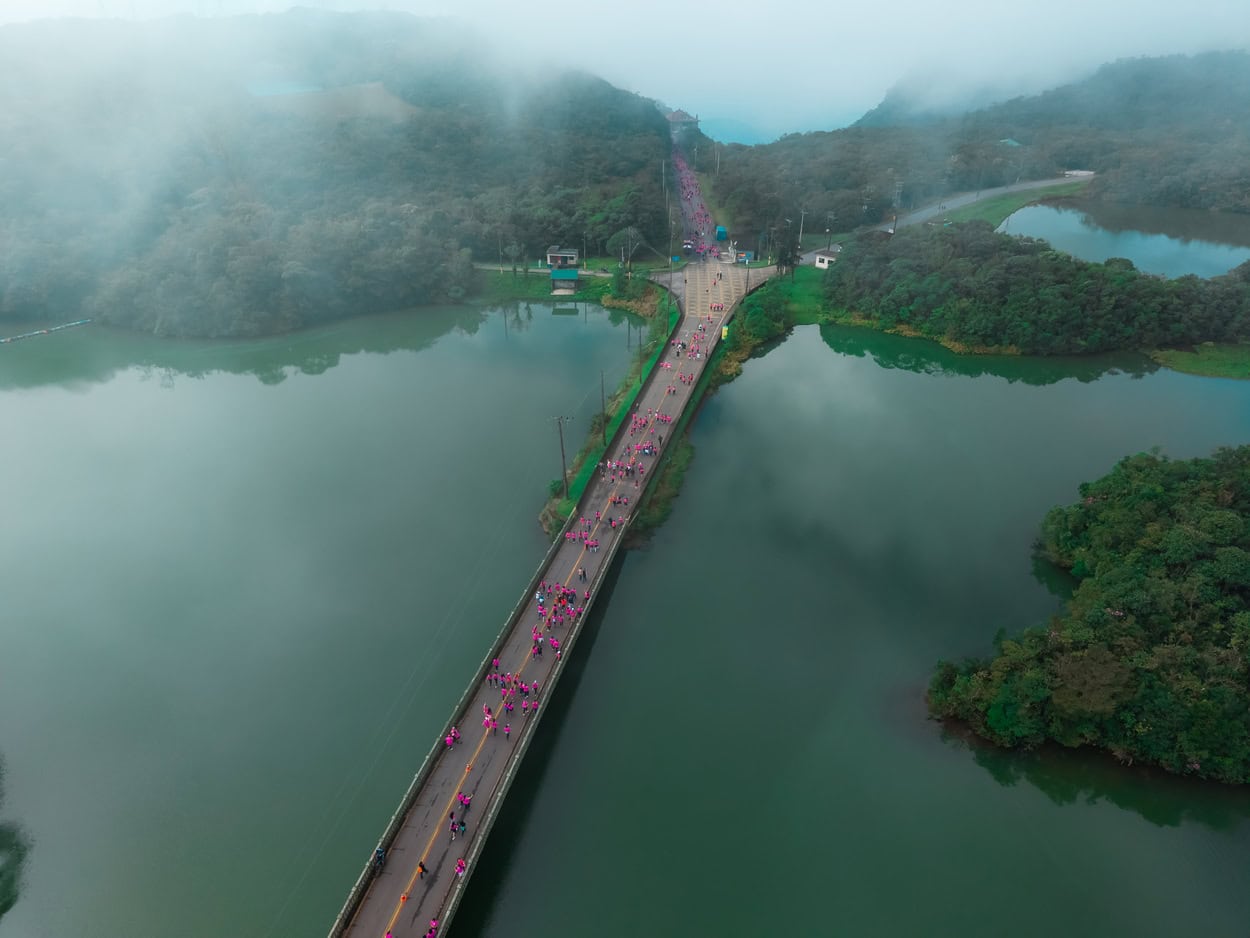 Prova exclusiva para mulheres foi realizada no Parque Caminhos do Mar e teve percursos de 5 km, 10 km e caminhada . Foto: Divulgação/PSBC