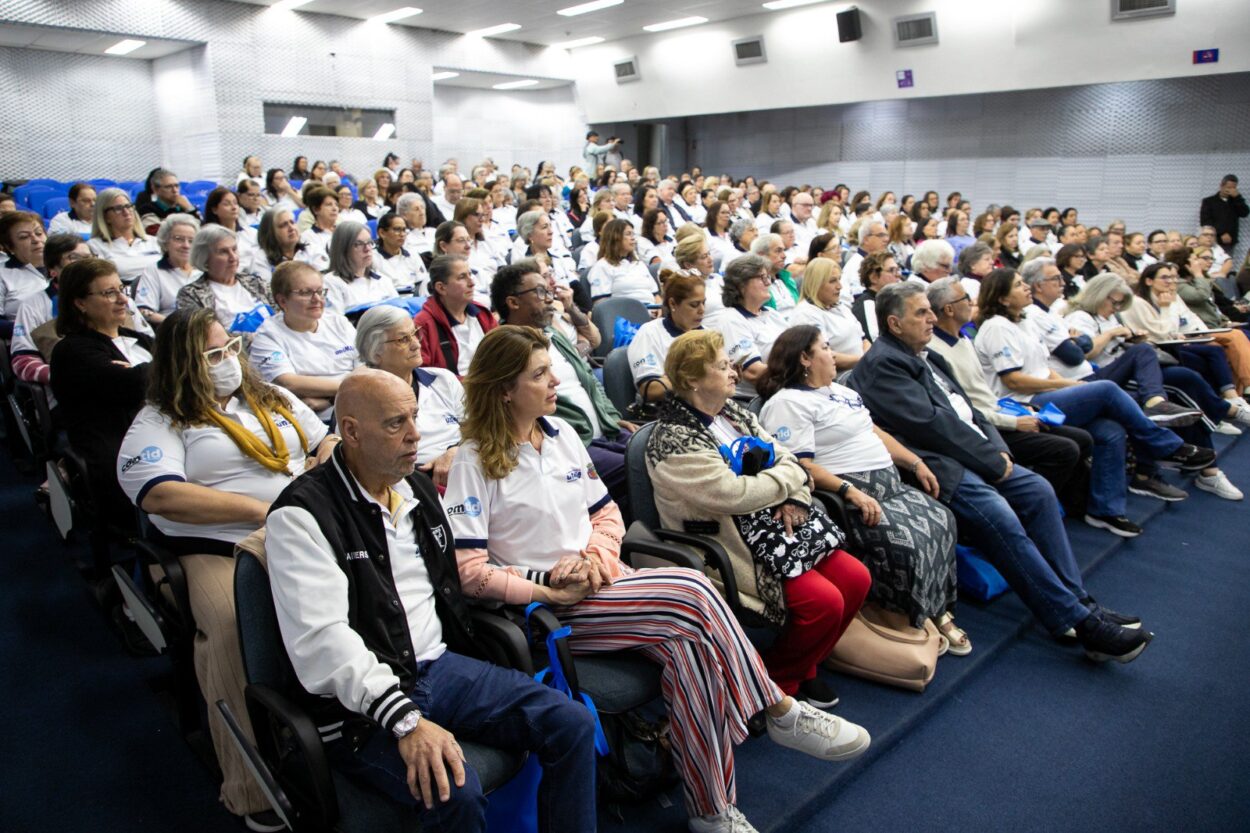 Universidade Aberta da Terceira Idade de São Caetano dá início ao segundo semestre com 120 novos alunos