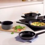 Hortifruti Natural da Terra lança nova campanha de selos com panelas da marca holandesa Royal VKB