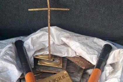 Com apoio das câmeras do sistema de videomonitoramento, suspeita com extensa ficha criminal foi detida pela corporação; itens furtados no equipamento foram reparados