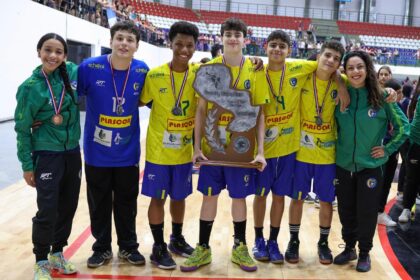 Com trabalho de base, atletas de São Bernardo conquistam medalhas com a Seleção Brasileira Infantil de Handebol, no Paraguai