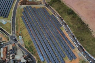 Gilvan inaugura quarta usina do parque de produção de energia solar em Santo André