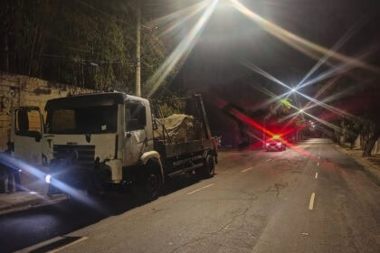 GCM de São Caetano apreende caminhão em operação contra descarte irregular de entulho