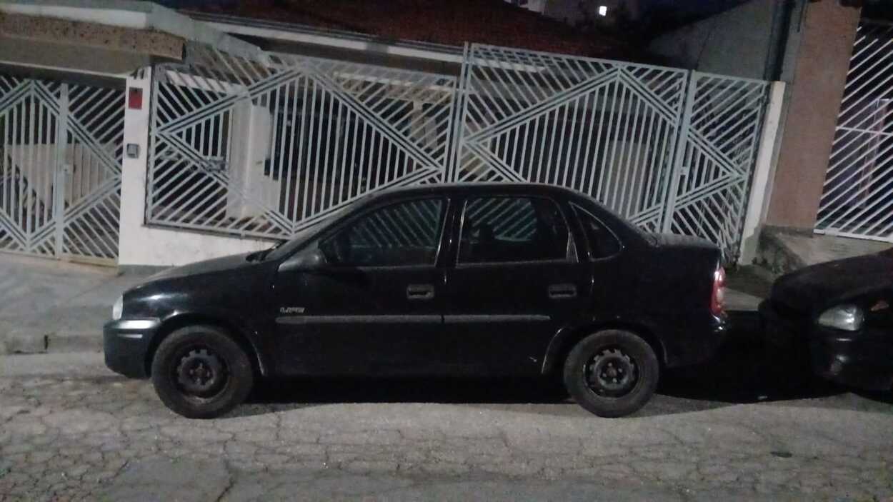 GCM de Mauá prende suspeito por tráfico e recupera carro furtado em ações distintas