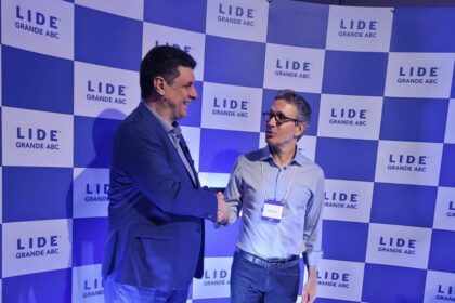 Em Santo André, governador de MG, Romeu Zema, defende anistia a Bolsonaro e envolvidos no 8 de janeiro.