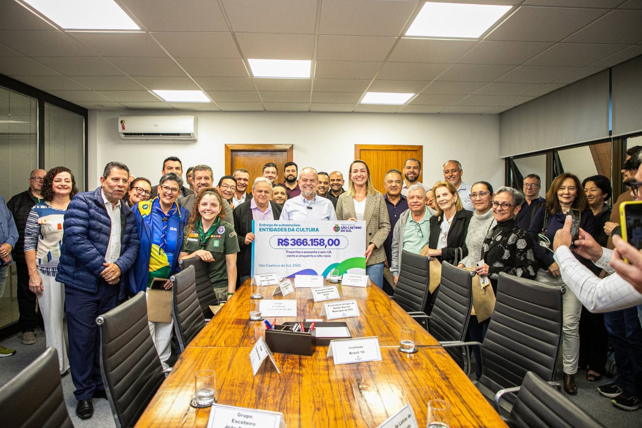 Prefeitura de São Caetano entrega subvenções a entidades do setor cultural