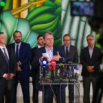 Tarcísio monta gabinete de crise e anuncia medidas contra intoxicação por metanol