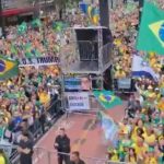 Manifestantes pró-Bolsonaro se reúnem na Avenida Paulista e pedem anistia