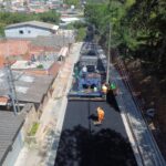 Prefeitura de Ribeirão Pires avança na pavimentação da Vila Bonita